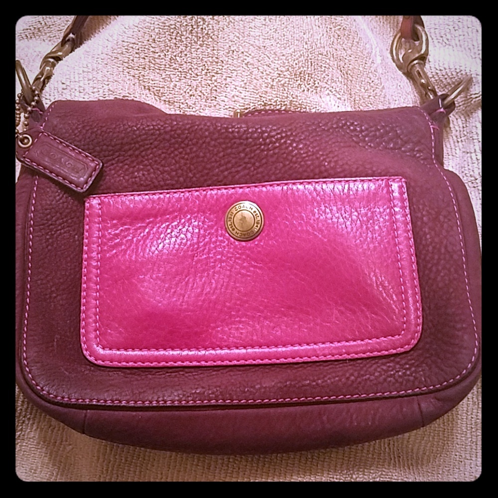 Coach Suade turn lock